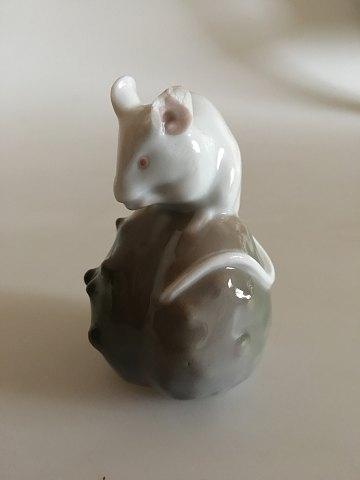 ロイヤルコペンハーゲン ネズミのフィギュリン（グリーンチェスナット
