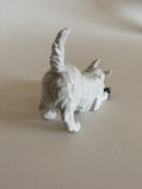 Royal Copenhagen Figur af Hund med Sutsko (Terrier) No 3476