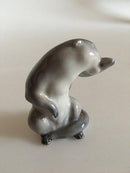 Royal Copenhagen Figur Odder med fisk No 2333