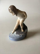 ロイヤルコペンハーゲン フィギュア 水浴び少女 No1229