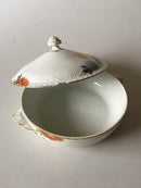 Royal Copenhagen Stel No 93 Asters Hvid Halvblonde m. Blomster og Guldkant Ragoutfad