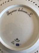 Royal Copenhagen Flora Danica Mittagsteller Nr. 3554 mit durchbrochenem Rand