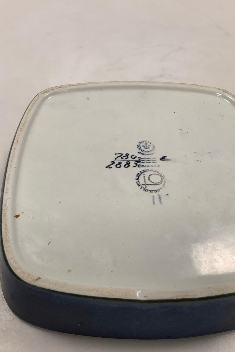 Royal Copenhagen Fajance Skål med blå dekoration No 780/2883