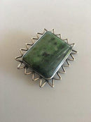 ハンセン スターリングシルバー ブローチ（グリーンシェードストーン