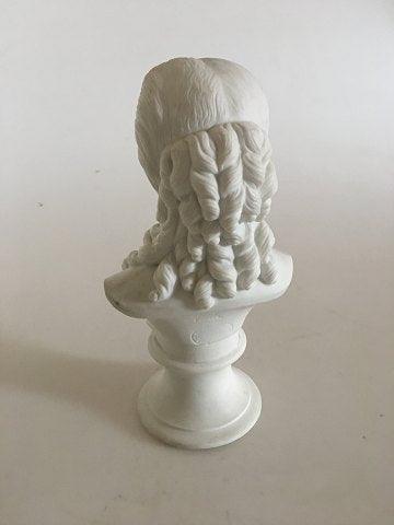 Bing og Grøndahl Bisque figur af Dame på base