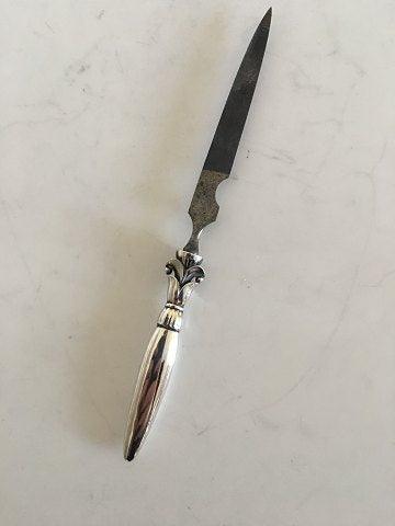 Georg Jensen Neglefil No. 172 med Håndtag af Sterling Sølv.