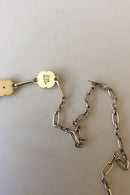 ジョージ ジェンセン スターリングシルバー ネックレス スモールフラワー No 42A 1915-1930年製