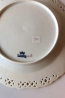 Royal Copenhagen Saksisk Blomst Middags-/Frugttallerken i luksusmodel med gennembrudt kant.