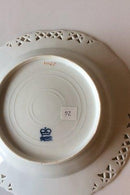 Royal Copenhagen Saxon Flower Deep Teller in Luxusausführung mit durchbrochenem Rand.