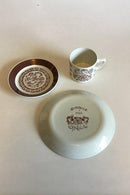 Bjørn Wiinblad, Nymølle Juni Månedskop med underkop No 3513 og kagetallerken No 3520