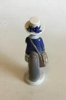 ロイヤルコペンハーゲン マンスリーフィギュア セプテンバー No 4531 PMN 少女像