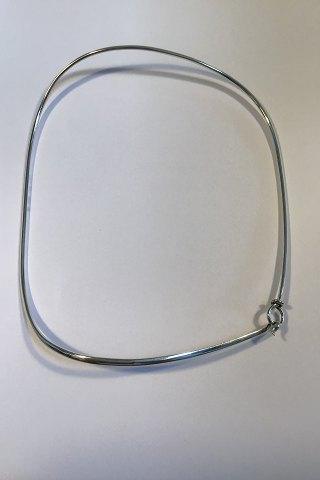 Georg Jensen Sterling Sølv Hals Ring af Vivianna Torun No 173