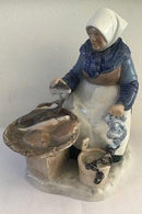 皇家哥本哈根渔夫的妻子小雕像&