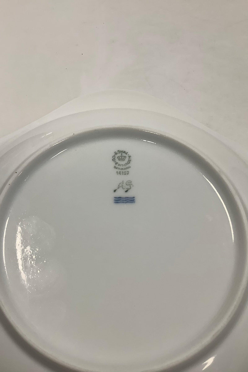 Royal Copenhagen Hvid Konkylie Serveringsskål No 14197/578