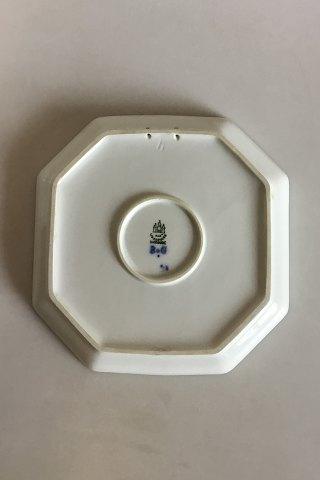 Bing og Grøndahl Alfabet Platte Dresden. Designet i 1933-1934 af Ove Larsen