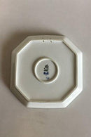 Bing og Grøndahl Alfabet Platte Essen. Designet i 1933-1934 af Ove Larsen