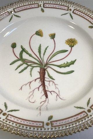 Royal Copenhagen Flora Danica Frokosttallerken No 20/3550
