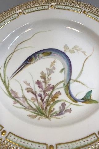 Royal Copenhagen Flora Danica Fisketallerken No 19/3549