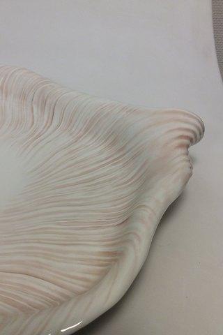 Royal Copenhagen Rosa / Pink Konkylie Stort Serveringsfad No 379 / 14177