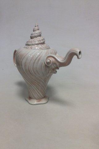 Royal Copenhagen Rosa Konkylie Kaffekande No 14181