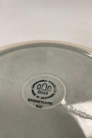 Bing og Grøndahl Stentøj Columbia Låggryde uden låg No 405.  Måler  24 cm / 9 29/64 inch