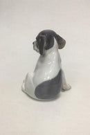 皇家哥本哈根的尖头小狗塑像&