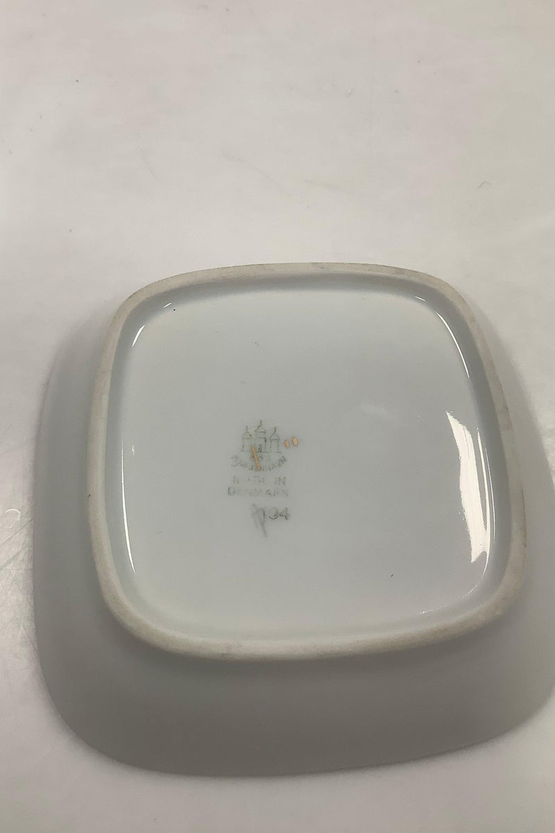 Bing og Grøndahl Måge med Guld Assiet / Skål No 194