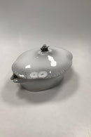 Royal Copenhagen / Kgl. Porcelæn Skærsommernatsdrøm Gammel Lågfad No 1370 / 10003