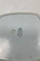 Royal Copenhagen Fajance Schale mit blauem Dekor Nr. 734/2883