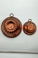 To kobber budding forme med Krone stempel