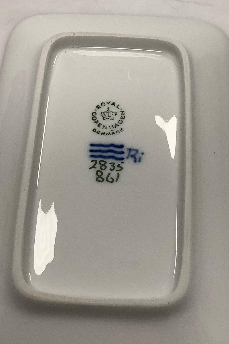 Royal Copenhagen Mørkeblå Firkant Skål med Blomster No. 2835 / 861