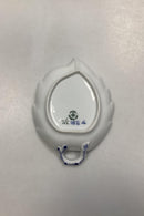 Royal Copenhagen  Musselmalet Riflet Bladformet Asiet No. 143