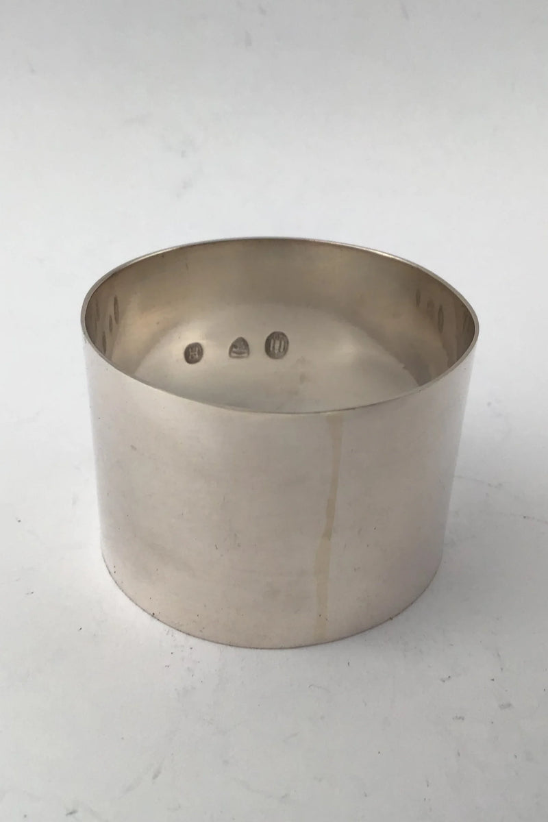 Dansk Arbejde Sølv Fransk Lilje Servietring (1920)