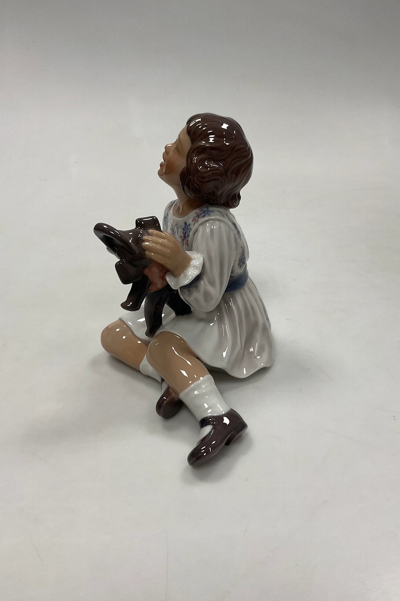 Dahl Jensen Figur Pige med Legetøjselefant No. 1204
