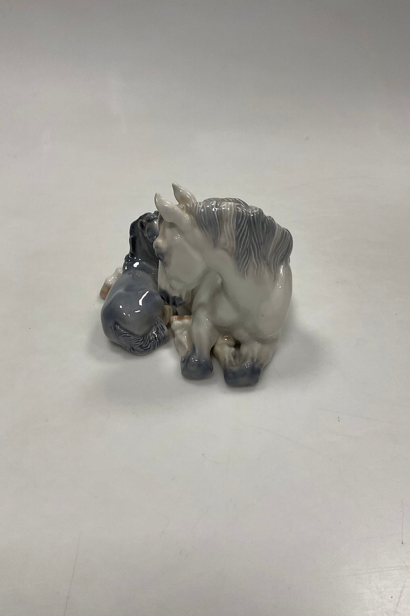 Royal Copenhagen Figur Hest med føl No 4698