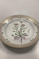 Royal Copenhagen Flora Danica Salat Tallerken No 20/3573