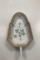 Royal Copenhagen Flora Danica Asiet med Håndtag No 3543