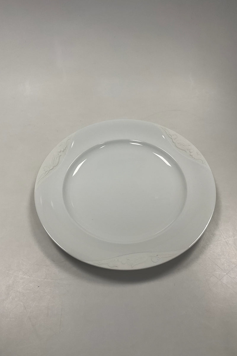 Royal Copenhagen Hvid Magnolia med uglasseret relief Buffet Tallerken No 631