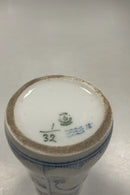 Royal Copenhagen Musselmalet riflet kande No. 32