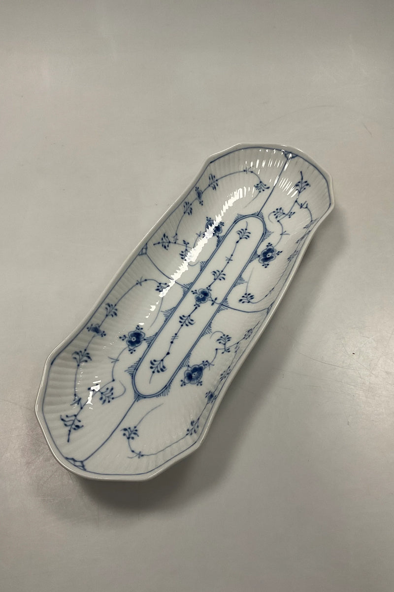 Royal Copenhagen Musselmalet Riflet aflangt Fad No. 297