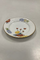 Royal Copenhagen Stel No 93 Hvid Halvblonde m. Blomster og Guldkant Kagetallerken