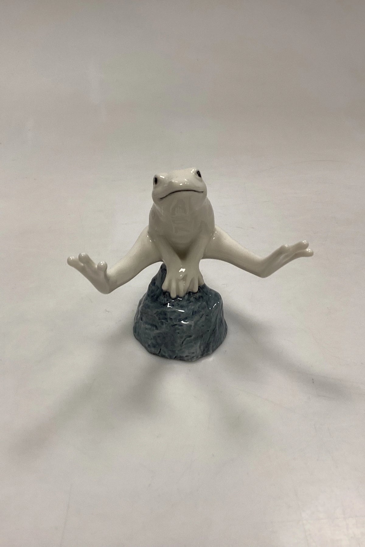 Royal Copenhagen Good Luck Frogs Figurine - White Frog No. 558