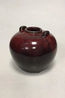 Royal Copenhagen Stentøjsvase af Patrick Nordstrøm i Sang de boeuf tidlig no s-579