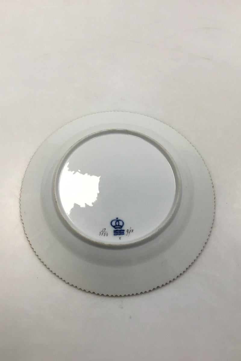 Royal Copenhagen Flora Danica Juliane Marie Frokosttallerken No 17/3550