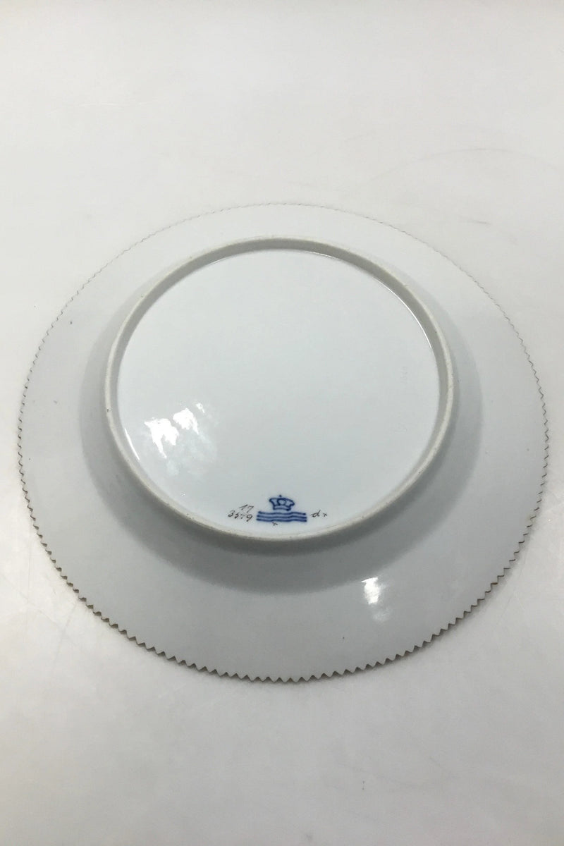 Royal Copenhagen Flora Danica Juliane Marie Middagstallerken No 17/3549