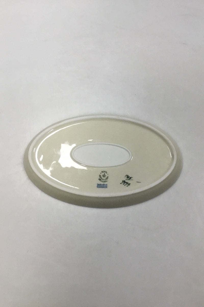 Royal Copenhagen Hjertegræs Fad No 884/9499