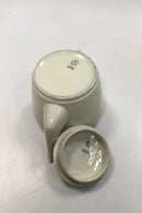 Royal Copenhagen Smooth Cream-colored Pattern with gold edge Teapot No 9534