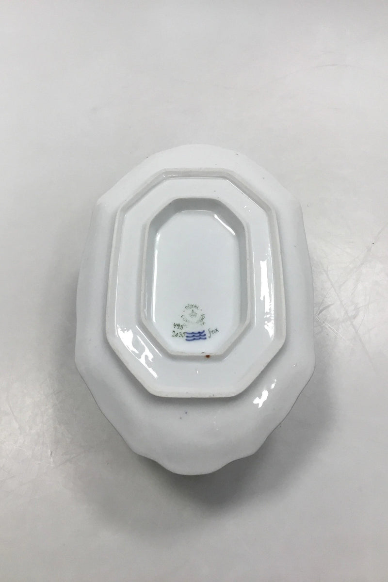 Royal Copenhagen Saxon Flower Light Bee Cell Sauce Bowl No 493/2035