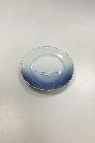 Bing und Grondahl Seemöwe mit goldenem Seitenteller Nr. 616