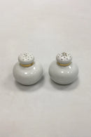 Royal Copenhagen Pattern Nr. 1222 Salt and Pepper Shakers No 9132